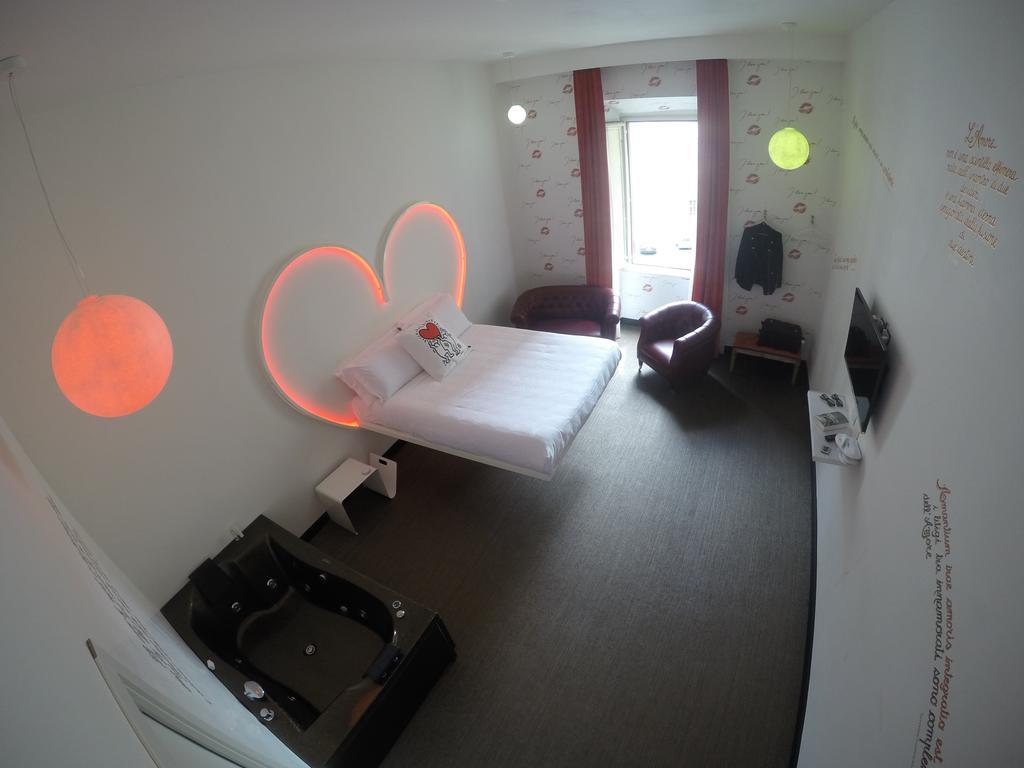 Affittacamere Irooms Jacuzzi 2*