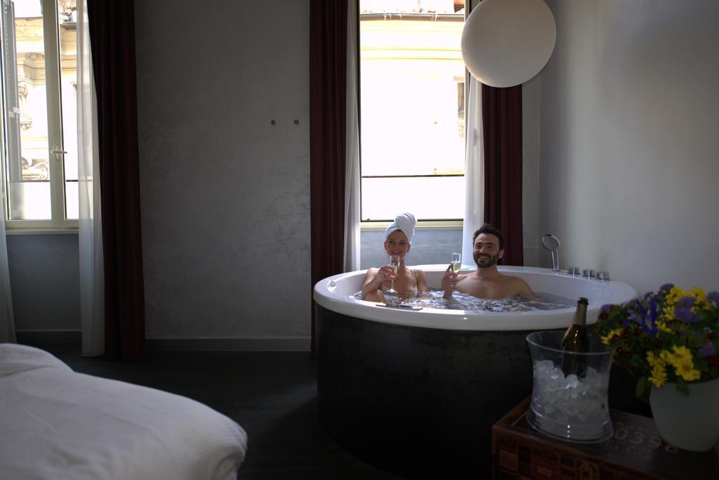 Affittacamere Irooms Jacuzzi 2*